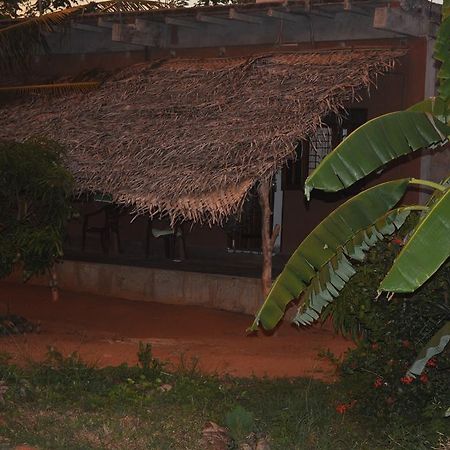 דמבולה Wadiya Tourist Guest House מראה חיצוני תמונה
