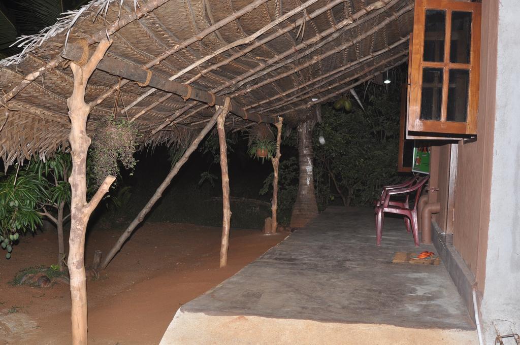 דמבולה Wadiya Tourist Guest House חדר תמונה